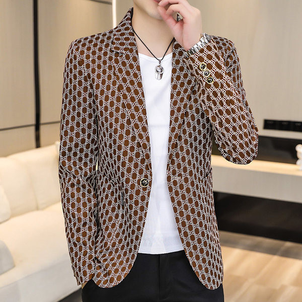 Geaca de barbati actuala cu model montat cu nasturi