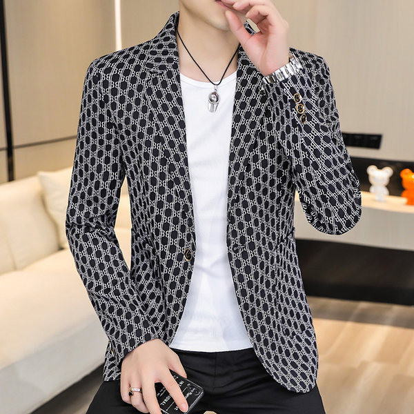 Geaca de barbati actuala cu model montat cu nasturi