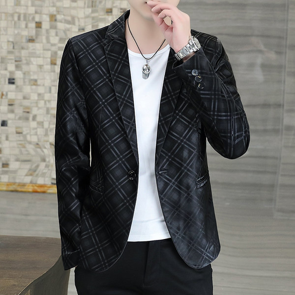 Jachetă model pentru bărbați în carouri