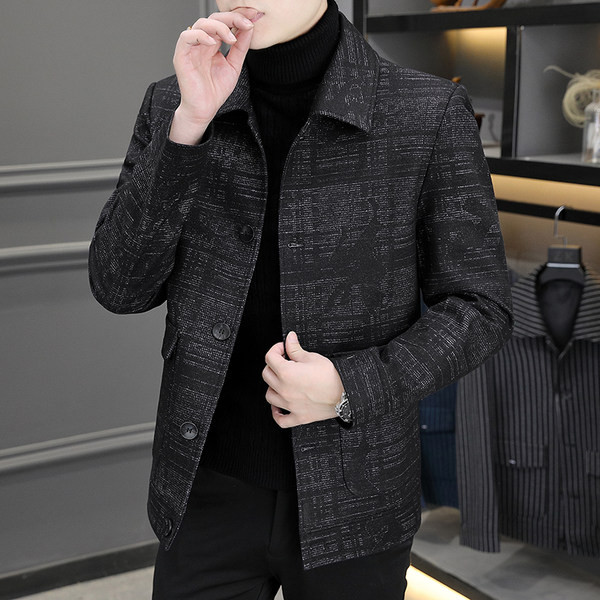 Jachetă pentru bărbați cu guler clasic într-o singură culoare