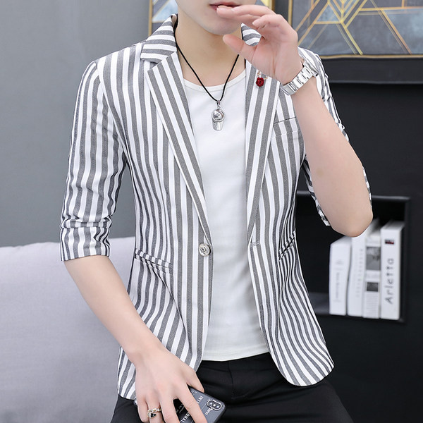 Jachetă în dungi, cu mâneci 3/4