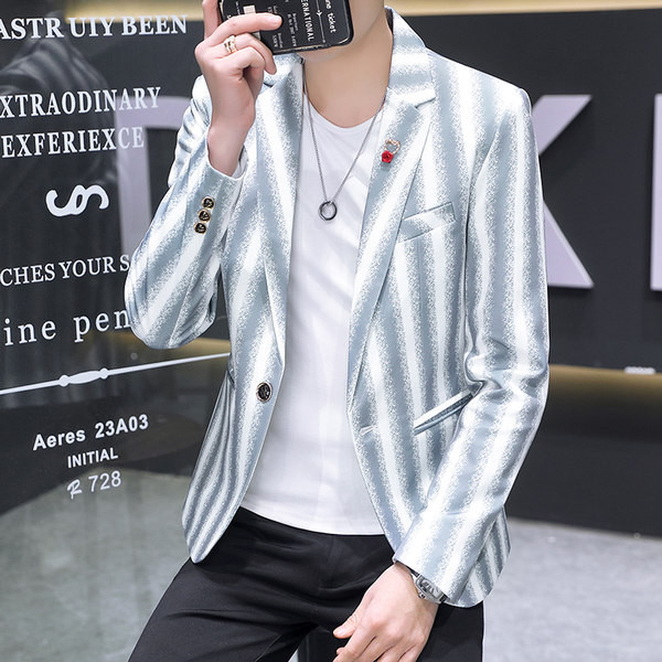 Jacheta in dungi primavara-toamna cu nasturi