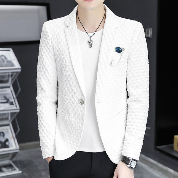 Elegantiška vyriška striukė su sagomis