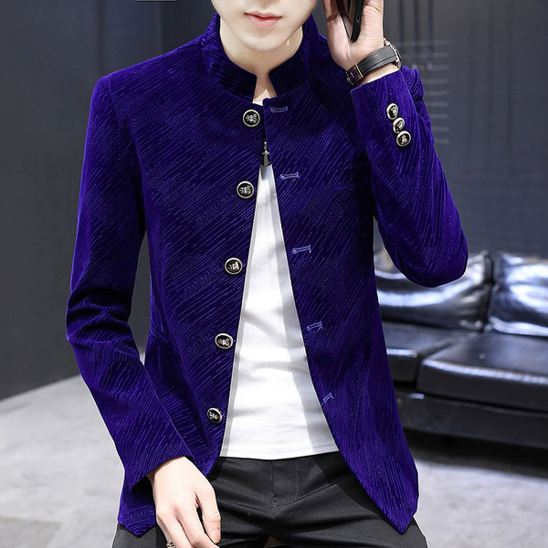 Geaca eleganta cu guler si nasturi