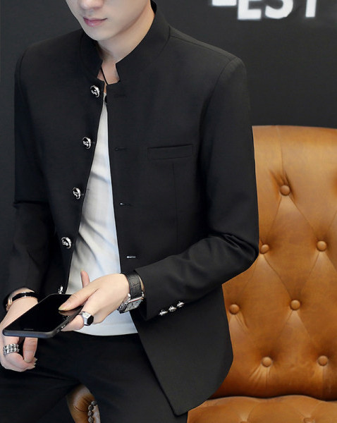 Jachetă bărbătească, cu buzunar și nasturi