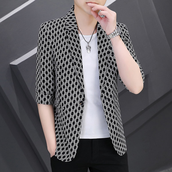 Jachetă de primăvară model montată cu mânecă 3/4