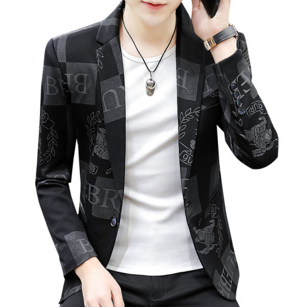 Įvairių modelių elegantiška vyriška striukė