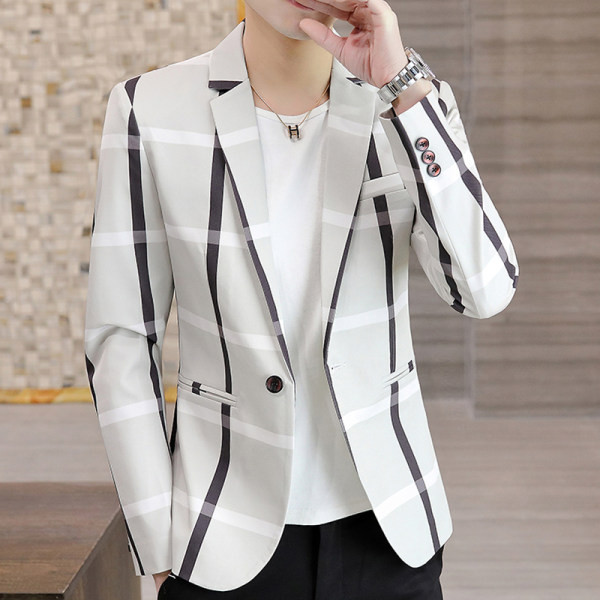 Jachetă în carouri în trei culori