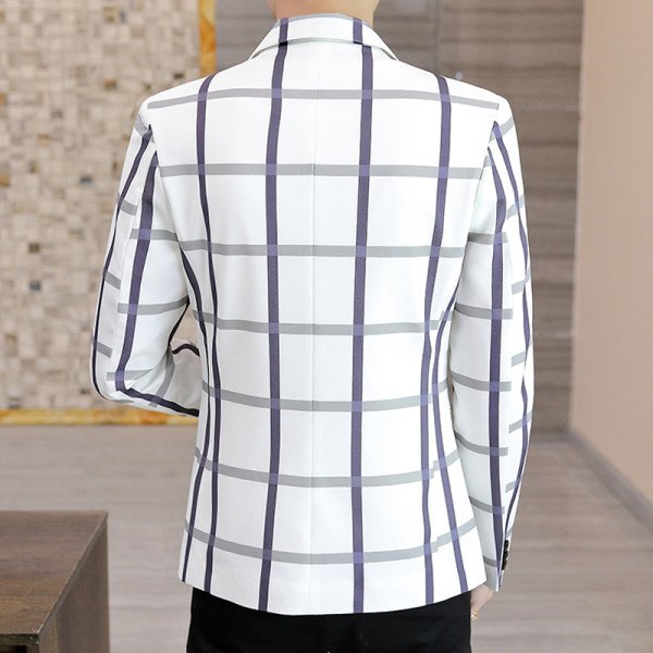 Jachetă în carouri în trei culori