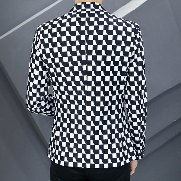 Laisvalaikio languotas švarkas - prigludęs modelis