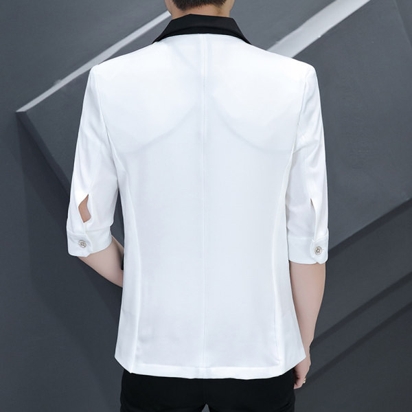 Vyriškas švarkas su dekoratyviniu elementu ir kišene