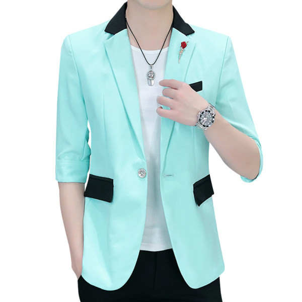 Vyriškas švarkas su dekoratyviniu elementu ir kišene