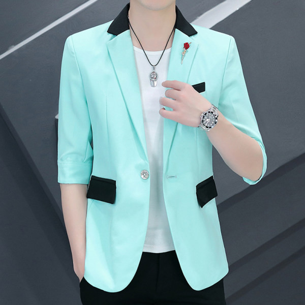 Vyriškas švarkas su dekoratyviniu elementu ir kišene