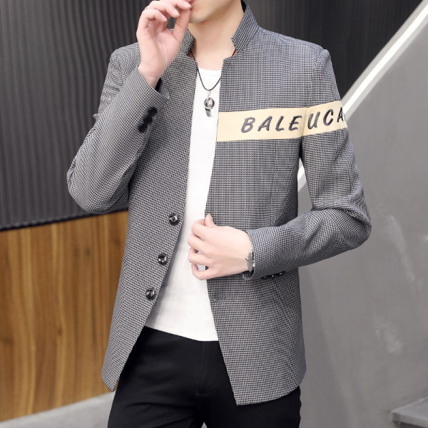 Ležerna muška jakna s gumbima i natpisom