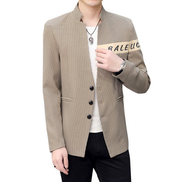 Ležerna muška jakna s gumbima i natpisom