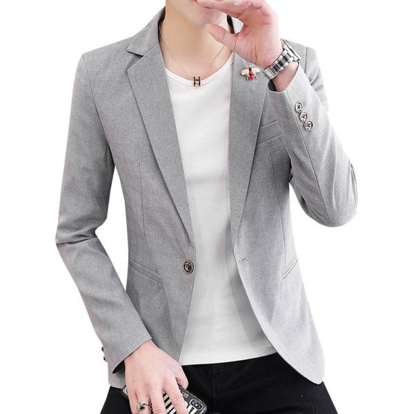 Tvarkinga vyriška striukė