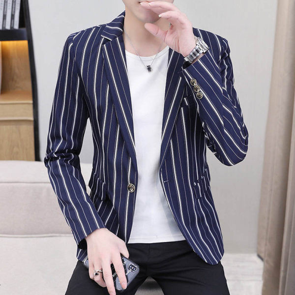 Vyriškas dryžuotas švarkas su dekoratyviniu elementu