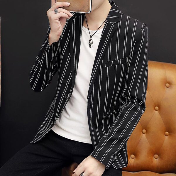 Muški prugasti sako s V-izrezom