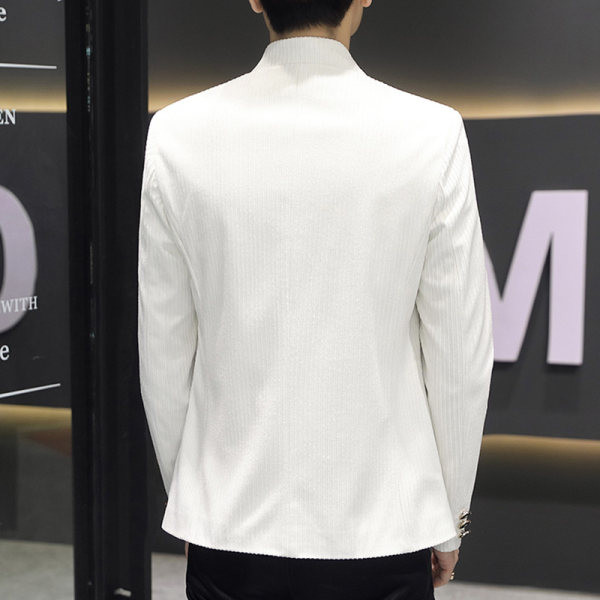 Muški sako s klasičnim ovratnikom i gumbima