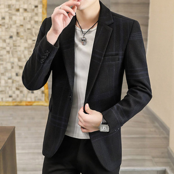 Vyriškas juodas švarkas su kišene