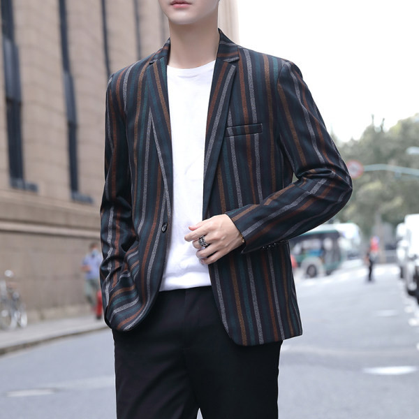 Ανδρικό μακρυμάνικο  σακάκι  με ρίγες