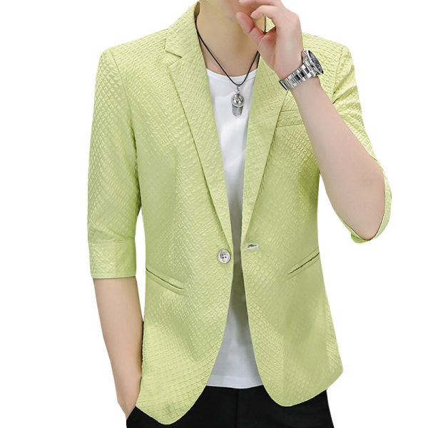 Vyriškas švarko modelis su apykakle