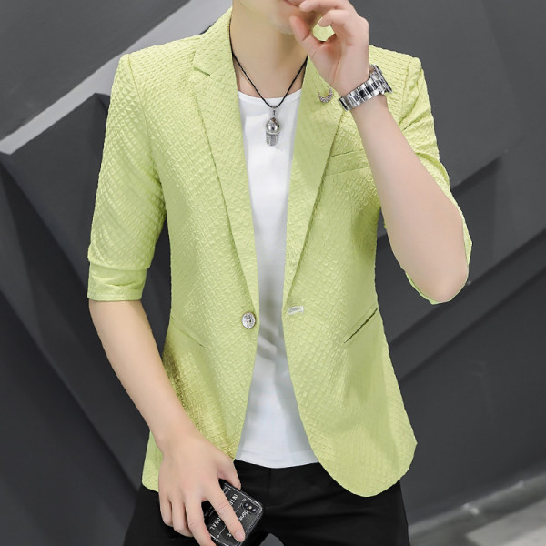 Vyriškas švarko modelis su apykakle