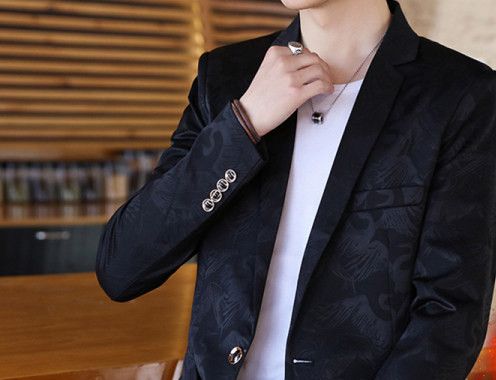 Trijų spalvų vyriškas švarkas su kišene