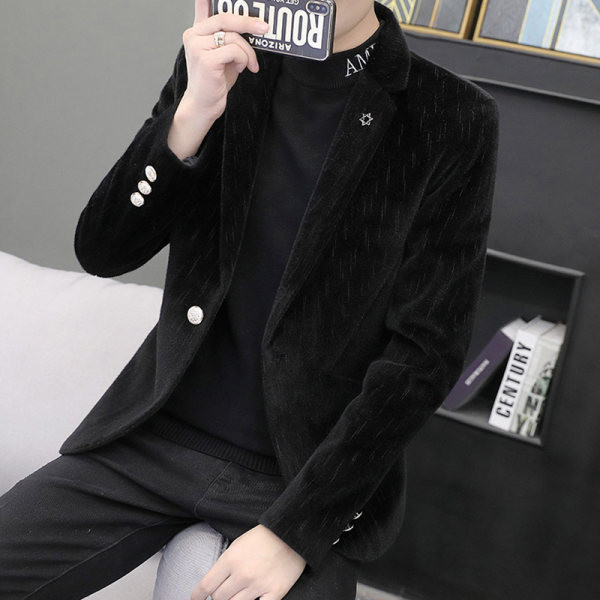 Čist model muške jakne dugih rukava i klasične kragne