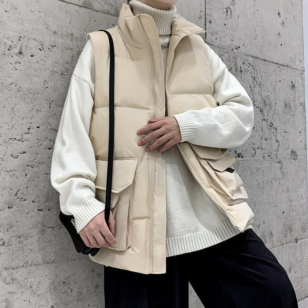 Vyriška liemenė su kišene ir apykakle