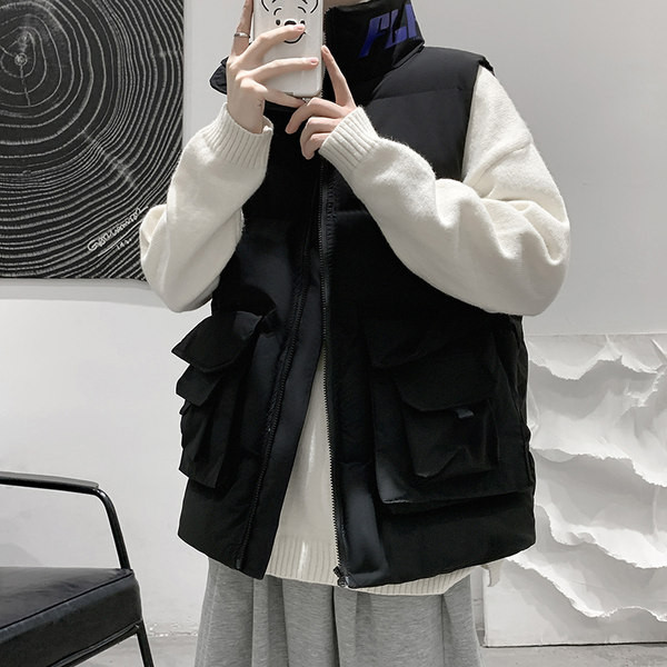 Vyriška liemenė su kišene ir apykakle