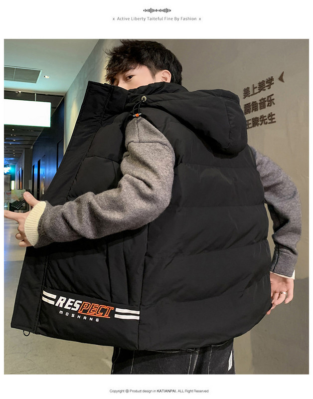 Muški prsluk s kapuljačom i natpisom novi model