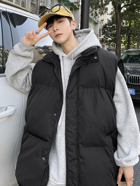 Vesta larga pentru barbati cu fermoar si nasturi