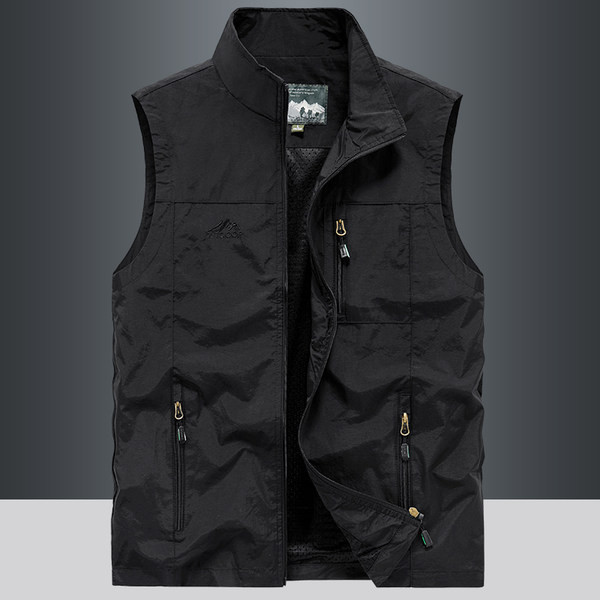 Vyriška liemenė su kišenėmis ir užtrauktuku