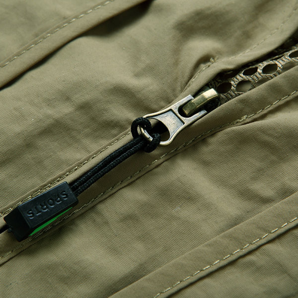 Brzosušeći muški ribarski prsluk s mrežicom i džepom