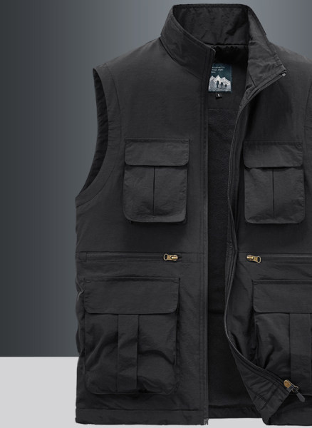 Vesta pentru barbati cu multe buzunare si fermoar