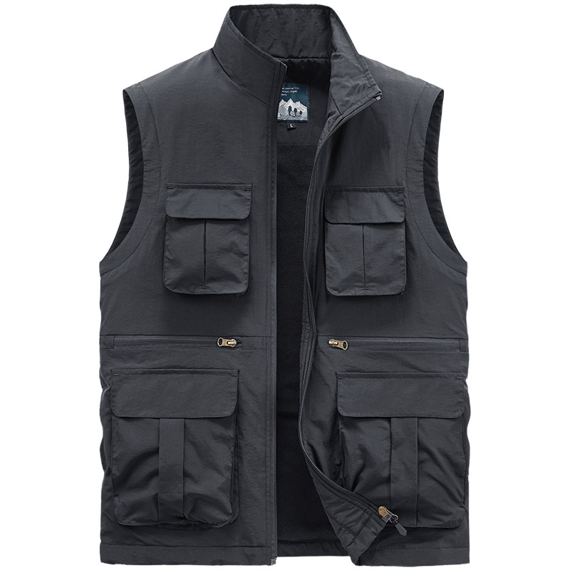 Vesta pentru barbati cu multe buzunare si fermoar