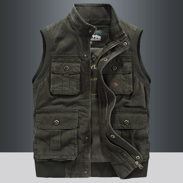 Įprasta vyriška trijų spalvų liemenė su kišene