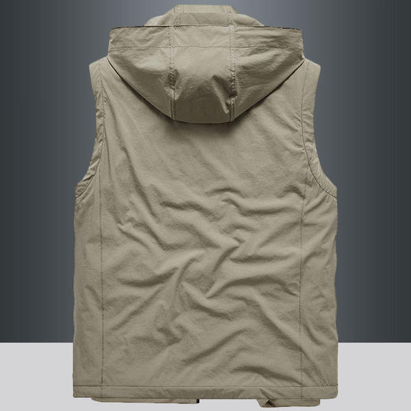 Vyriška dygsniuota liemenė su gobtuvu ir kišene