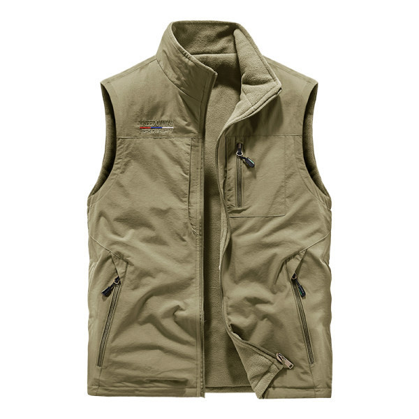 Įvairių spalvų laisvalaikio vyriška liemenė