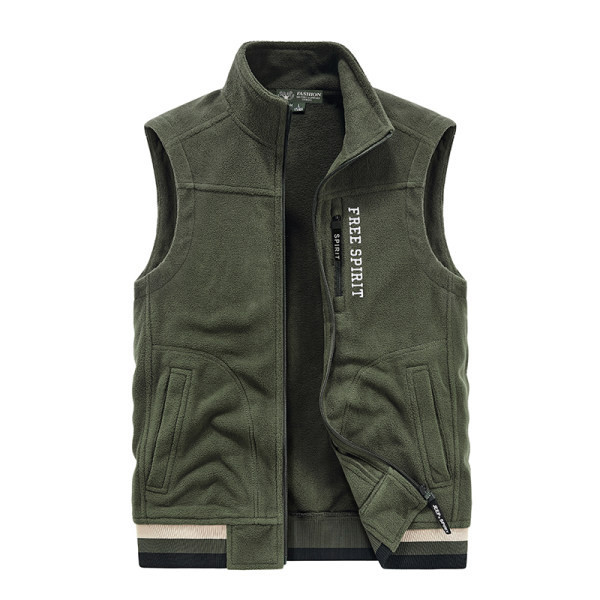 Vestă bărbătească cu inscripție și guler înalt