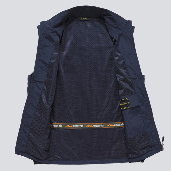 Férfi mellény gallérral és V-nyakkal