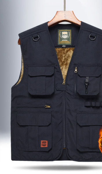 Įprasta vyriška liemenė su pamušalu ir kišene