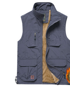 Ανδρικό γιλέκο με επένδυση με ψηλό γιακά και φερμουάρ