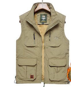 Ανδρικό γιλέκο με επένδυση με ψηλό γιακά και φερμουάρ