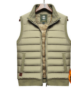 Alkalmi, párnázott férfi mellény