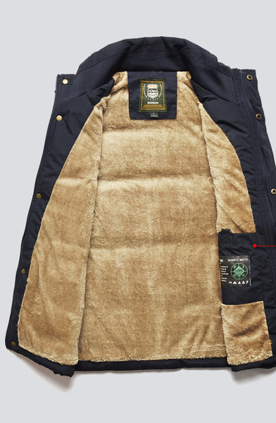 Alkalmi, párnázott férfi mellény