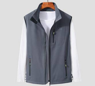 Muški jesenski prsluk s kragnom i patentnim zatvaračem