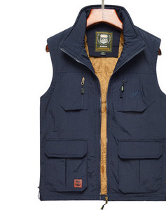 Vyriška laisvalaikio pūkinė liemenė