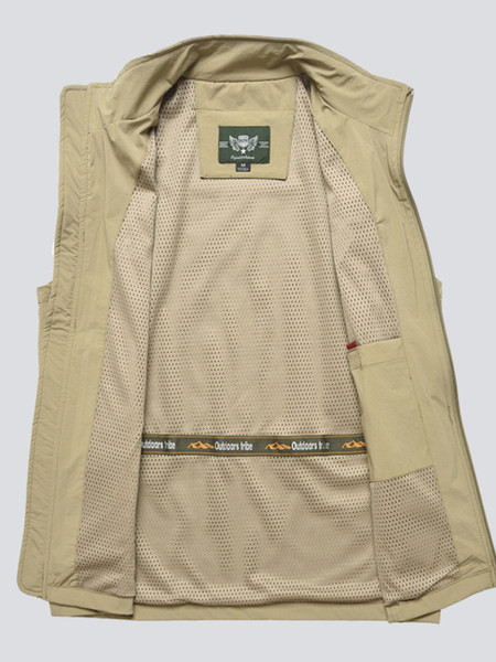 Férfi mellény több színben, hímzéssel